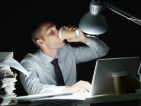Хто може відмовитись від роботи у нічний час під час воєнного стану?
