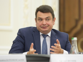 Строки перебування посадовців у реєстрі корупціонерів обмежено: підписано відповідний закон
