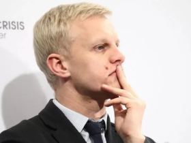 ДБР повідомило про підозру активісту Віталію Шабуніну за ухилення від військової служби