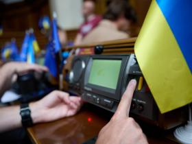 Обов’язкова військова підготовка для студентів-медиків та добровільна служба "60+": прийнято закони