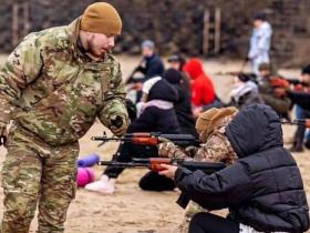Українців готуватимуть до національного спротиву з 14 років - Міноборони