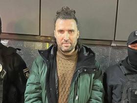 Суд взяв під варту водія Мерседеса, який побив велосипедиста у Києві