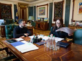 Відновлення та захист "енергетики", забезпечення газопостачання: Зеленський провів нараду з Прем'єр-міністром Свириденко