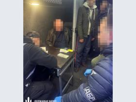 В Запоріжжі затримано двох посадовців ТЦК, які вимагали хабар у ветерана