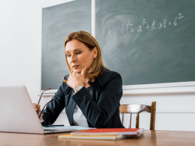 У бюджетному комітеті ВРУ дали доручення уряду опрацювати підвищення зарплат вчителям у 2026 році