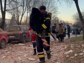 Майже 500 ударних дронів та 48 ракет різного типу: росія завдала удару по західних областях України