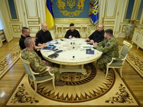 Нові контракти в ЗСУ запрацюють на початку 2026 року: Денис Шмигаль обговорив деталі з Зеленським