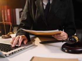 Дата проголошення повного тексту судового рішення як початок відліку строку на касаційне оскарження