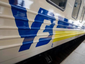 Укрзалізниця попередила про масові затримки поїздів: перелік рейсів