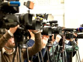 В Україні набрав чинності Закон про посилення гарантій роботи медіа та права громадян на доступ до інформації
