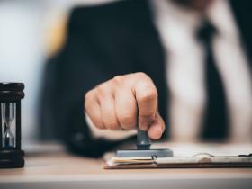 Нові правила проставлення апостиля на документах для використання за кордоном — що зміниться розповіли у Мін'юсті