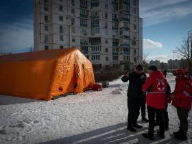 Отримати допомогу, зігрітися і зарядитися: Уряд оновив правила роботи Пунктів незламності