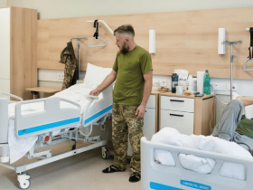 Операції, протези, реабілітація: хто оплачує лікування поранених військових і що гарантує держава