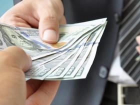 Як правильно дати гроші в борг, що б потім їх повернути: юридичні нюанси та корисні поради