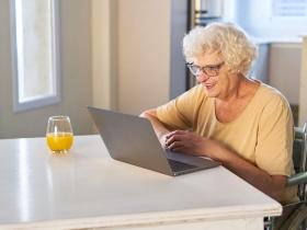 Пенсіонерам, яким необхідно пройти ідентифікацію або підтвердити неотримання виплат від рф надіслані відповідні повідомлення