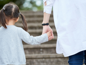 Тимчасова допомога «Дитина не одна»: хто і як може отримати?