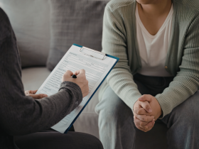 Визнання людини недієздатною: коли й чому це може бути необхідно