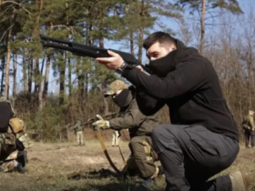 Президент України підписав Закон щодо національного спротиву: як в громадян України формуватимуть національно-патріотичну та оборонну свідомість?