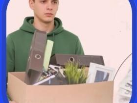 Чи може роботодавець затримати розрахунок, якщо працівник не підписав «обхідний лист»?