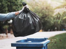 МАЄТЕ ПРАВО ЗНАТИ: Чому сміття під ногами — це порушення закону, а не «просто так»?