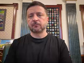 "Путін, звісно, відклав грошей на війну, але точно не стільки, щоб воювати безкінечно", - Зеленський