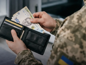 Кредитні пільги для військових: як закон захищає від штрафів та відсотків (практичний посібник)