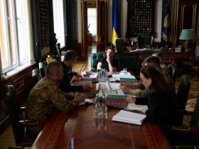 Зарплати військових в тилу від 30 тис грн/міс, а піхотинців до 400 тис - Зеленський анонсував початок реформування армії
