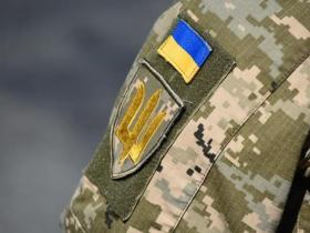 Апеляційний суд скасував рішення про встановлення факту проживання сестри із зaгиблим братом-військoвослужбовцем
