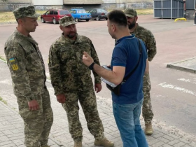 "Можна ваші військово-облікові документи? Спочатку - ваші": що повинні пред'явити уповноважені особи? 