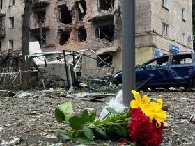 Росія вдарила КАБами по центру міста Суми: загинули четверо людей, більше 20 поранено