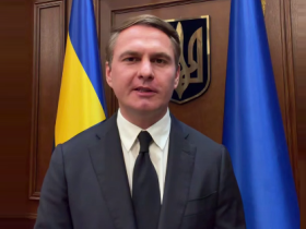Генпрокурор Руслан Кравченко підписав підозру директору НАБУ Кривоносу і виїхав за кордон у відрядження
