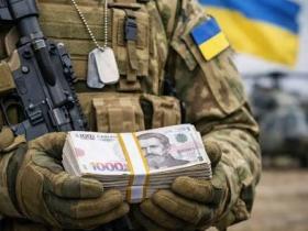 Нові правила виплати додаткової винагороди військовослужбовцям в ЗСУ: короткий довідник