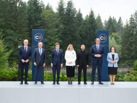 Зеленський оголосив про створення «Карпатської вісімки» (С8): до нового формату увійдуть Україна, Румунія, Сербія, Польща, Словаччина, Чехія, Австрія та Угорщина
