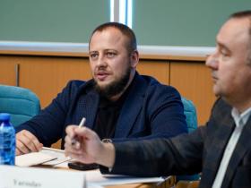 У Мінвідновлення проводять слідчі дії щодо директора департаменту політики відновлення