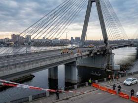 Рух по київським мостам: інформація щодо тимчасових обмежень під час повітряної тривоги