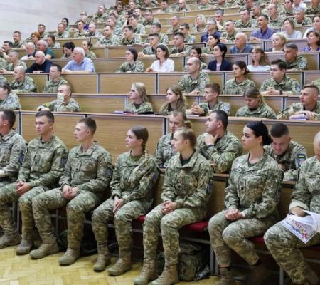 Курс базової військової підготовки не буде обов'язковим для студентів - Міносвіти