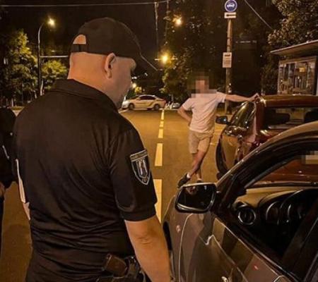 Кабмін пропонує ввести штрафи за порушення комендантської години та правил воєнного стану