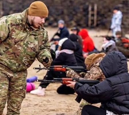 Українців готуватимуть до національного спротиву з 14 років - Міноборони