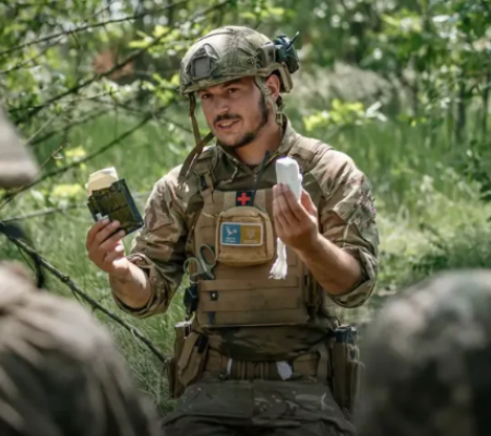 Алгоритм виживання: у Міноборони розповіли, яка роль тактичної медицини в оновленій БЗВП