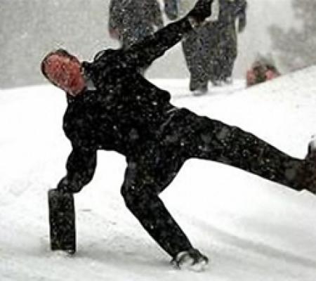 Ожеледиця та похолодання: на що звернути увагу на роботі (поради від Держпраці)