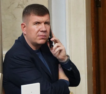 СБУ та НАБУ викрили нардепа від «Слуги народу» Анатолія Гунька на оборудках із землею Національної академії аграрних наук на 30 млн грн