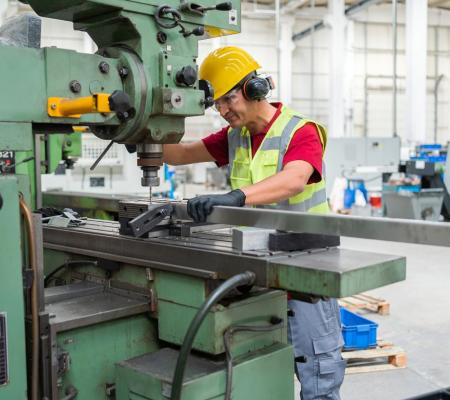 До списку критично важливих підприємств додано нові категорії бізнесів: Уряд розширює критерії