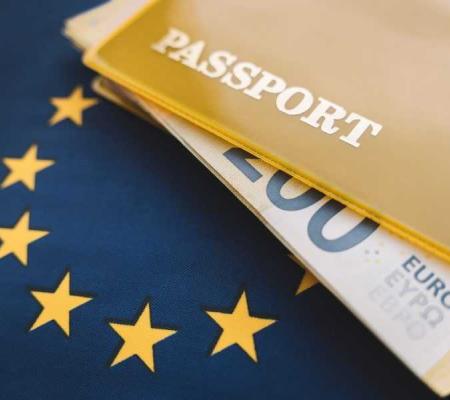 Помилки при переході з тимчасового захисту на ВНП: українці в ЄС ризикують втратити статус