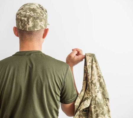Особливості звільнення з військової служби у зв'язку з доглядом/постійним доглядом за дружиною (чоловіком)