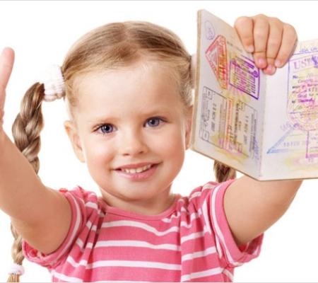 Життя за кордоном: у яких країнах дитина може отримати громадянство за народженням