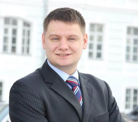 Вадим Сирота: про післявоєнне відновлення, антиросійські санкції та кредитний тягар України