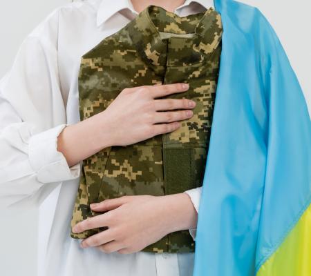 Права та гарантії сімей зниклих безвісти та військовополонених: гід-довідник для родин