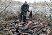 Різниця між штрафом і таксами за порушення правил вилову біоресурсів (інфографіка)