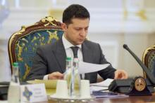 Президент Зеленський увів в дію рішення Ради нацбезпеки і оборони, засідання якої не було?