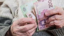 Як і де отримати пенсію та інші виплати під час війни в тому числі вимушеним переселенцям